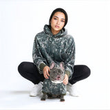 Betonholz-Human-Hoodie – Holz