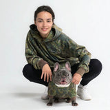 Hunde-Hoodie aus Betonholz – Moos