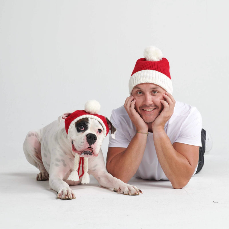Strickmütze mit Bommel für Hunde – Weihnachtsmann