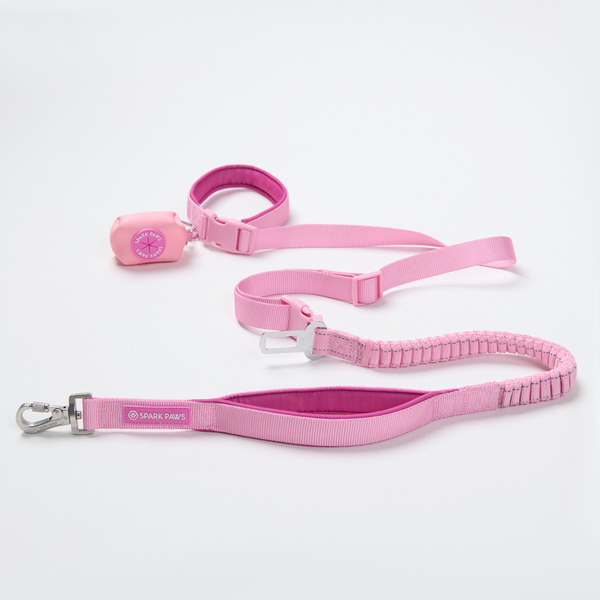 Multifunktionale Sicherheitsgurt-Freihandleine & Kotbeutelhalter-Set – Rosa