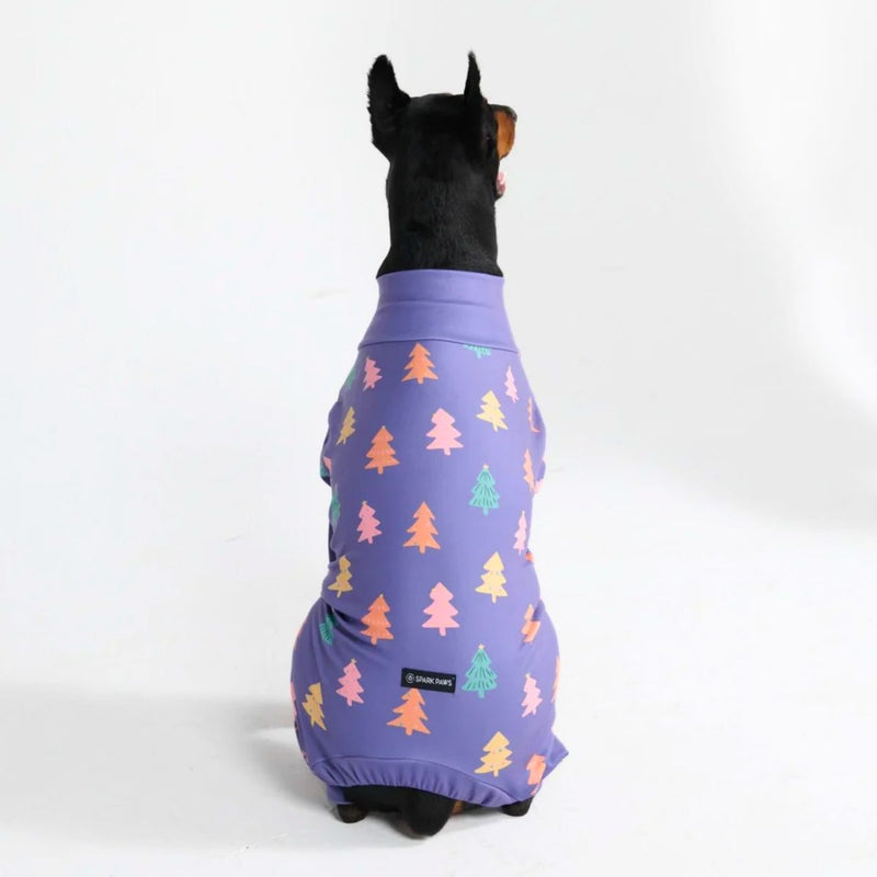 Weihnachtspyjama für Hunde - Zuckerstangen-Bäume